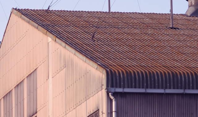 工場の外壁・スレート屋根
